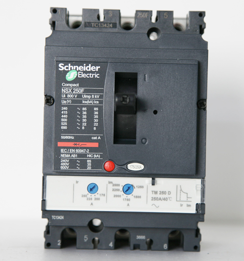 prevnext 查看全部大图 塑壳断路器-MCCB-NSX